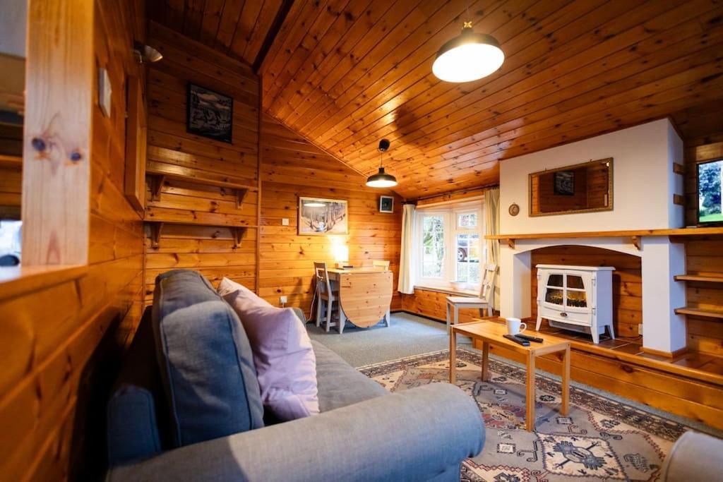 Cozy Norwegian Style Log Cabin In Rural Snowdonia - 2 Bedrooms & Parking By Seren Short Stays Ffestiniog Luaran gambar